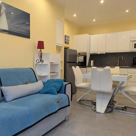 Ti Caraibe Appartement Vue Mer Et Parking Gratuit Du 1 Juin Au 30 Septembre Canet-en-Roussillon Exterior photo